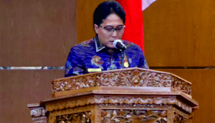 Giri Prasta Jawab Pandangan Fraksi, Tegaskan Arah Pariwisata Bali Berkualitas dan Reformasi Pajak Daerah
