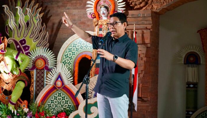 Bupati Badung Tekankan Revitalisasi Pariwisata Kuta Melalui Penanganan Kemacetan dan Abrasi