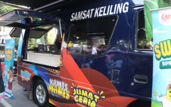 Bupati Sutjidra Luncurkan Mobil Samsat Keliling, Permudah Warga Buleleng Bayar Pajak Kendaraan